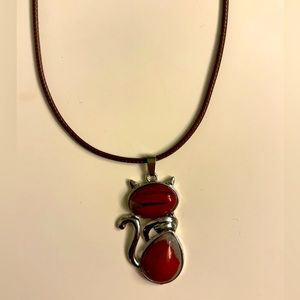 (Brand new handmade) Nature stone cat necklace - brown